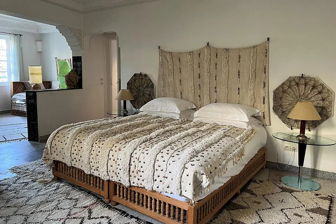 Riad Jardin Des Biehn Fes 4*,